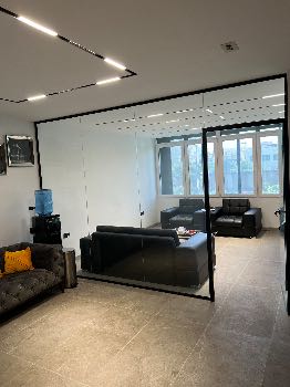 رهن و اجاره دفتر کار مناسب کار بهشتی ۸۸ متری ۳ خوابه  ۳۰ ساله - 8026960