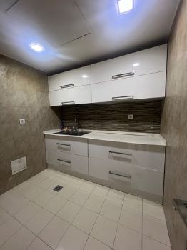 خرید دفتر کار مناسب کار فرشته ۹۰ متری ۴ ساله  - طبقه: سوم - - 7138377
