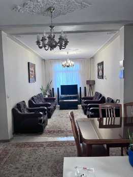 رهن و اجاره آپارتمان فرجام شرقی ۶۰ متری ۱ خوابه  ۲۱ ساله - 8028683