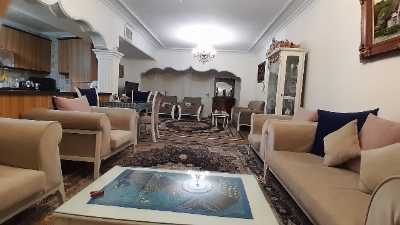 خرید آپارتمان آیت الله کاشانی ۱۳۱ متری ۳ خوابه  ۱۷ ساله - 7902384